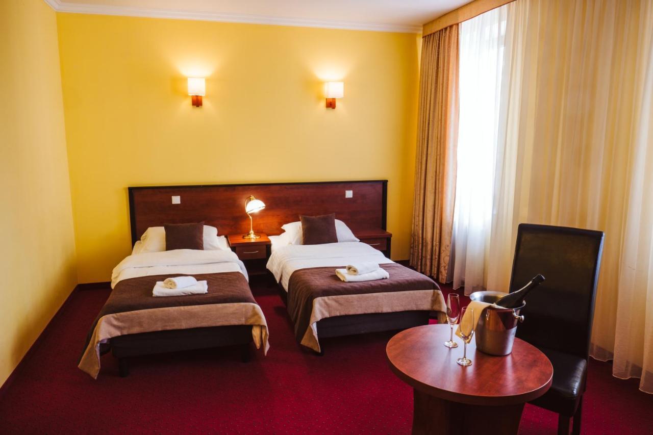 Hotel Piotr Spa&Wellness Boguszow Gorce Ruang foto